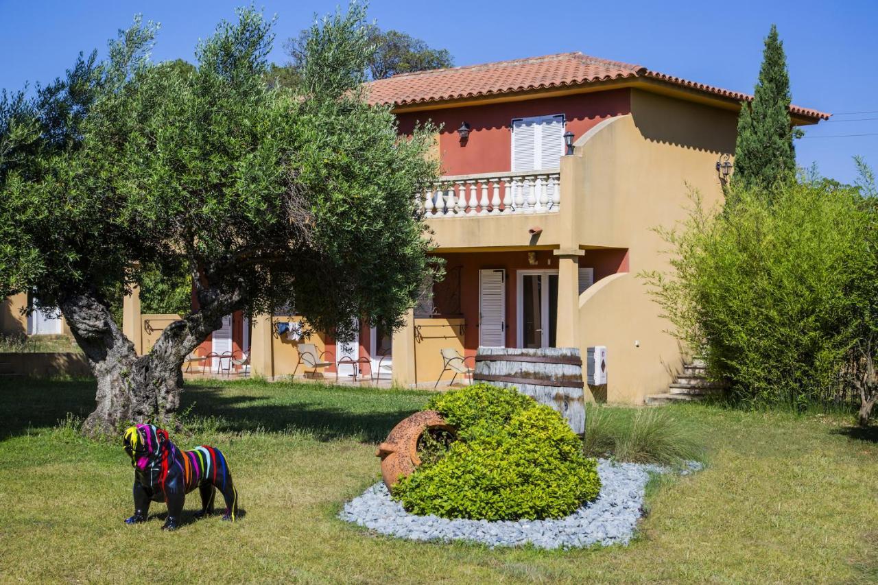 Hotel Du Pont De L'Oso Lecci Exterior photo