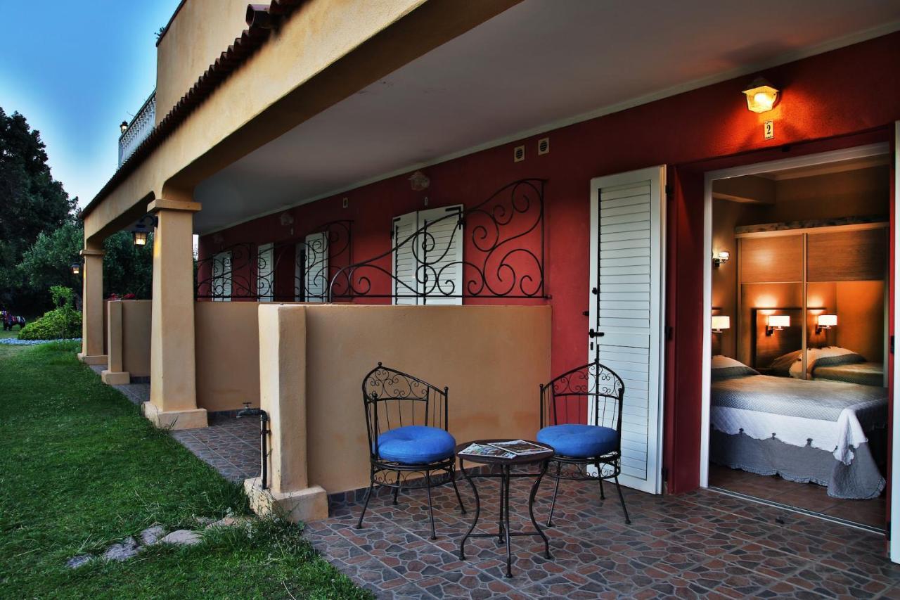Hotel Du Pont De L'Oso Lecci Exterior photo